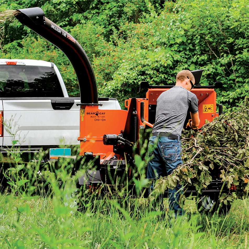 Bear Cat CH911DH Chipper 9" 24.8 HP Kubota Engine Electric Start Road Towable New