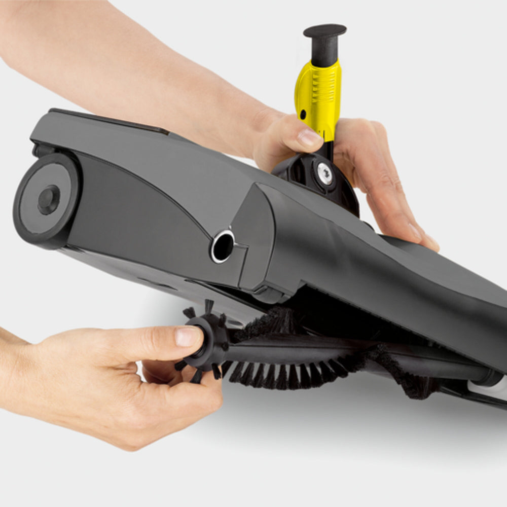 Compact sweeper EB 30/1: Brush replacement without tools