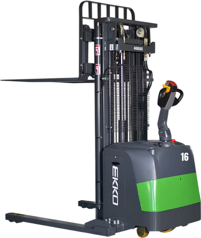 Ekko Lithium Straddle Stacker 189