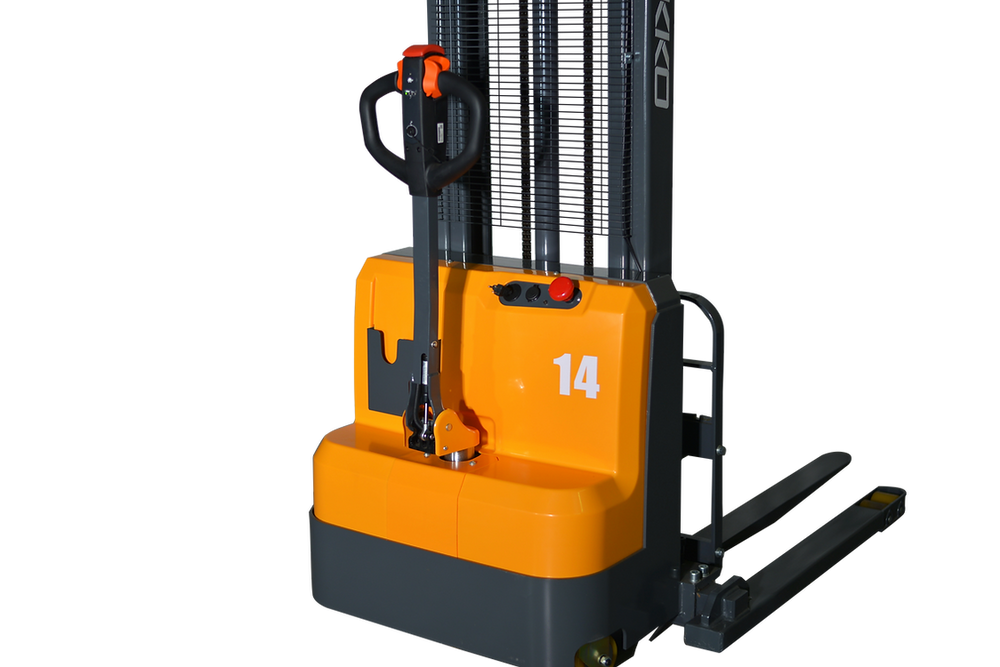 Ekko Straddle Stacker Full Powered 3000 lb Capacity 118 in. Lift Height EB14C-118 New