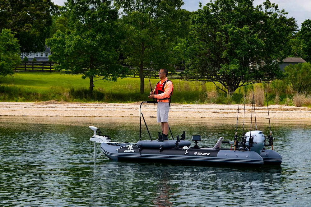 Hawaiian Dan on the hunt with his fully rigged FishTuff14™
