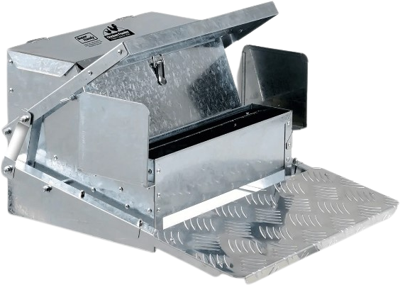 Super Handy GCAT010 Automatic Chicken Feeder 20 lbs Capacity Galvanized Steel New Canada Only