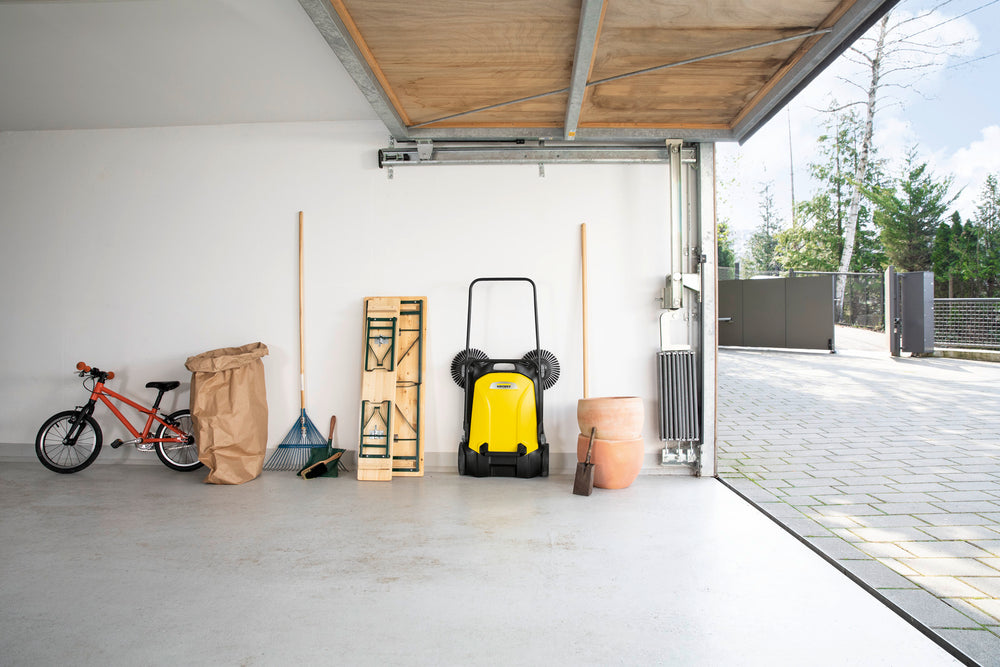 Karcher S 4 Twin Push Sweeper Walk Behind 26.8" Width 5.25 Gal. Capacity New