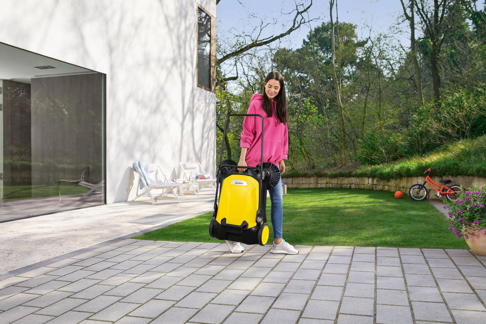 Karcher S 4 Twin Push Sweeper Walk Behind 26.8" Width 5.25 Gal. Capacity New