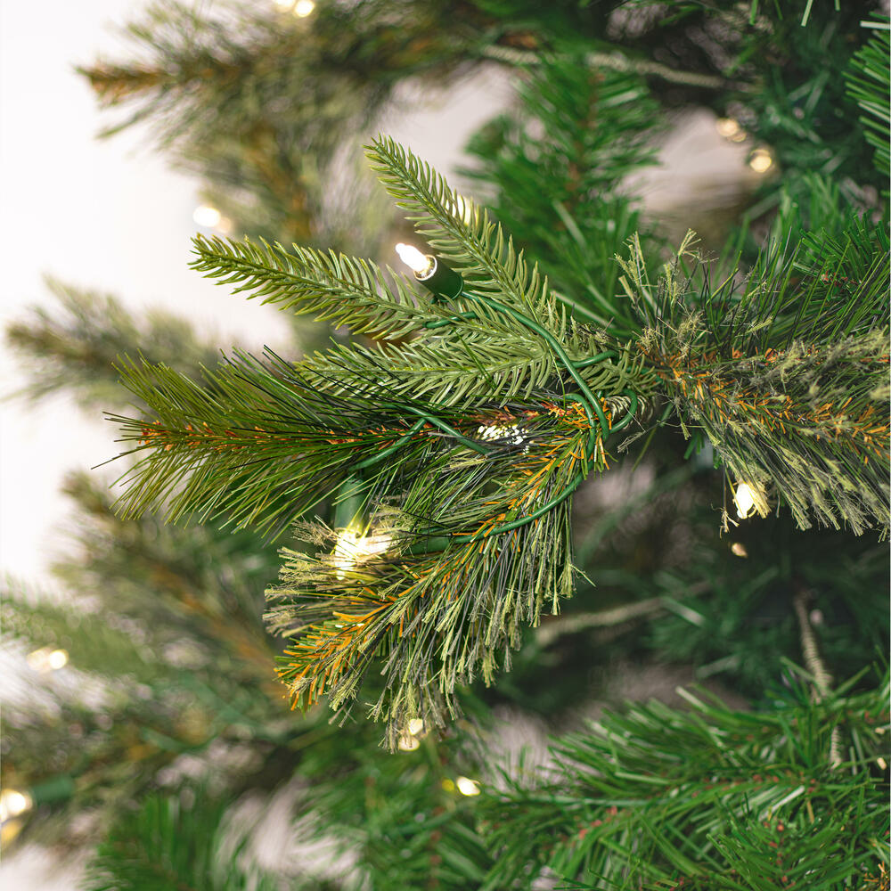 Vickerman Cashmere Artificial Christmas Tree Slim 7.5' x 46" Pre-Lit 600 Warm White LED Lights New