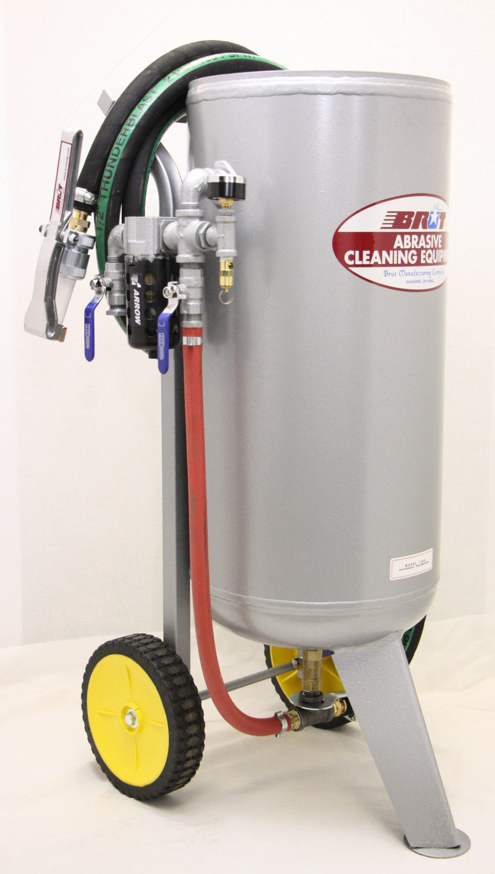 Brut 150H Pressure Fed Abrasive Sand Blaster 100-125 Lb Capacity Heavy Duty New