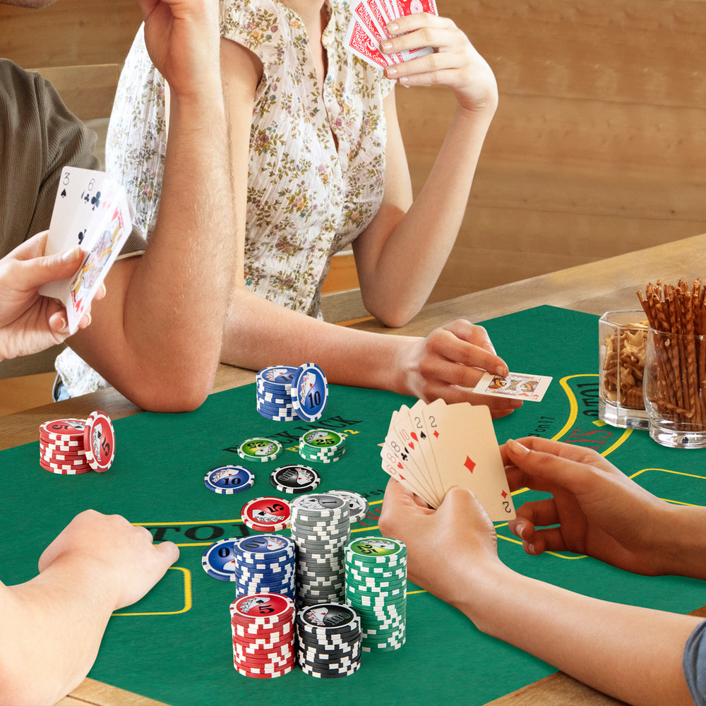 Texas Holdem poker chip set with 300 chips in five colors, perfect for tournaments and family gatherings.
