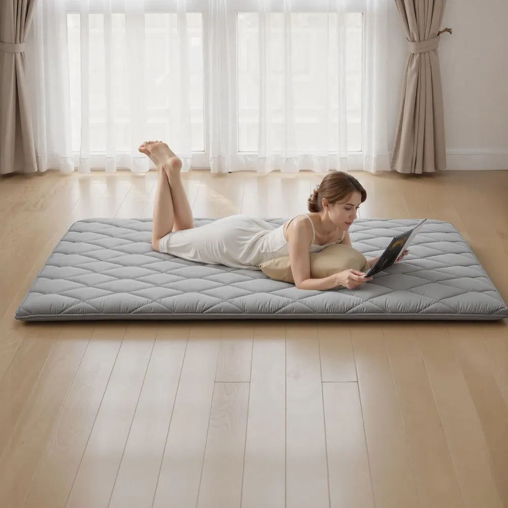 VEVOR Japanese Tatami Mat, Queen Size Foldable Japanese Tatami Mattress, Futon Mattress with Storage Bag & Fastener, 9-Layer Floor Mat for Sleeping, Dormitory, Meditation, Yoga, 80 x 60 x 2.5 in, Gray