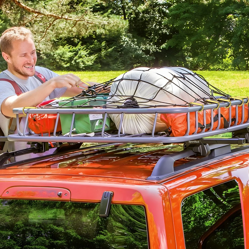 VEVOR Cargo Net, 72 in x 48 in, Heavy Duty Bungee Cargo Netting with 12 Carabiners, 4' x 6' Stretches to 7.2' x 10.8', Wear-resistant & Weather-proof, Suitable for Pickup, Truck, Jeep, SUV, Trailer