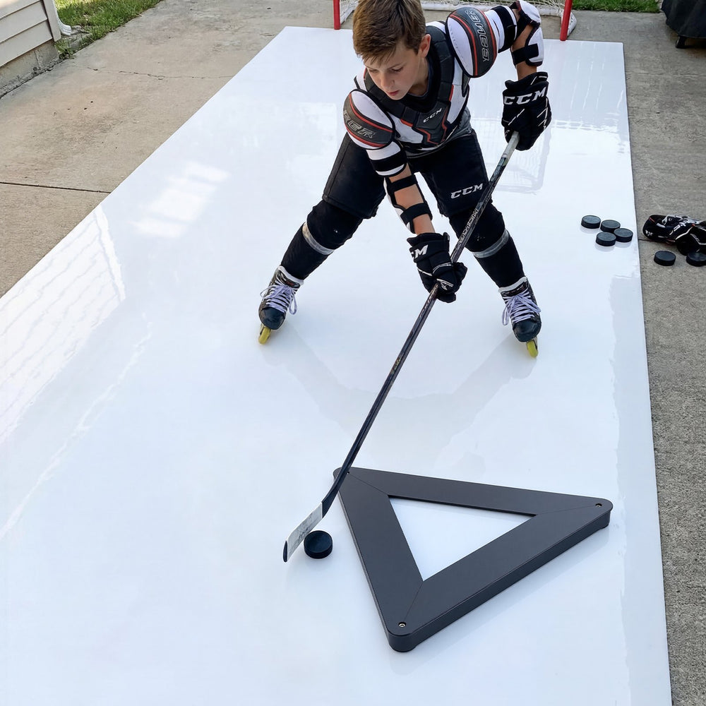 VEVOR Triangle Hockey Passer, Heavy-Duty Multi-Angle Rebounder, Hockey Passing Aid, Passing & Stick Handling Trainer, Off-Ice & On-Ice Portable Equipment, Help Improve Puck Control & Shooting