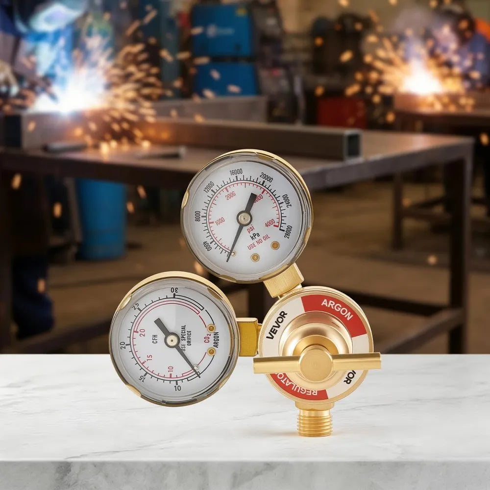 VEVOR Argon Regulator Gauge, Argon CO2 Regulator Welding Gas Gauges for TIG/MIG Welding - with 8.2FT Rubber Hoses, 0-60 SCFH, 0-4000 PSI Inlet Pressure, CGA580 Inlet Connection