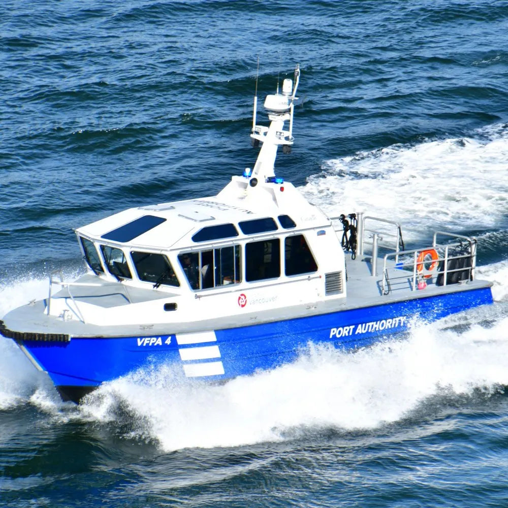 VEVOR Hydraulic Steering Kit, 300 HP, Marine Boat Hydraulic Steering System, with 6.9 MPa/1000 psi Helm Pump, Two-Way Lock Cylinder, and 26ft High-Strength Hoses, for Single Station, Single-Engine Use